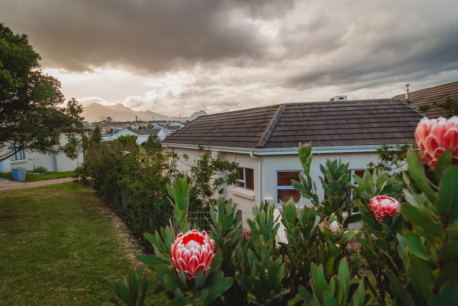 2 Bedroom Property for Sale in Groenkloof Retirement Village Western Cape